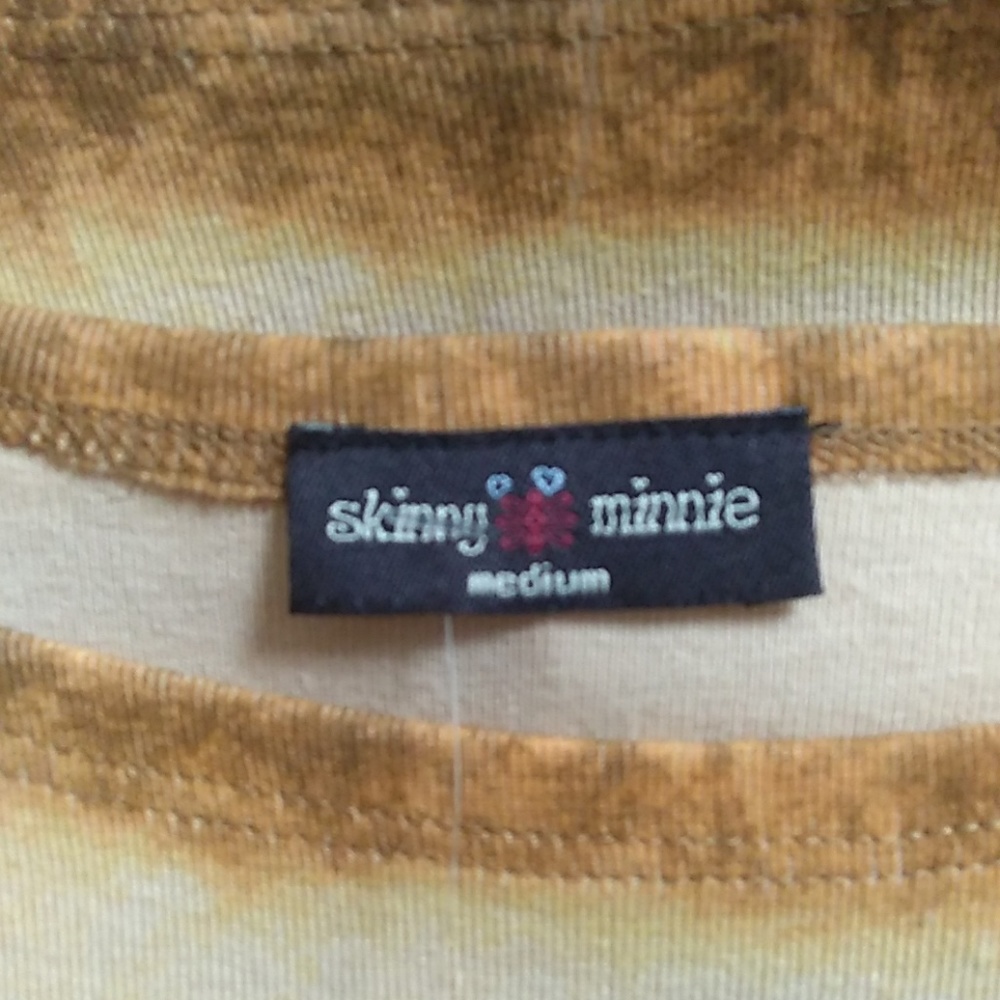 Shirt - Picture 3 of 4